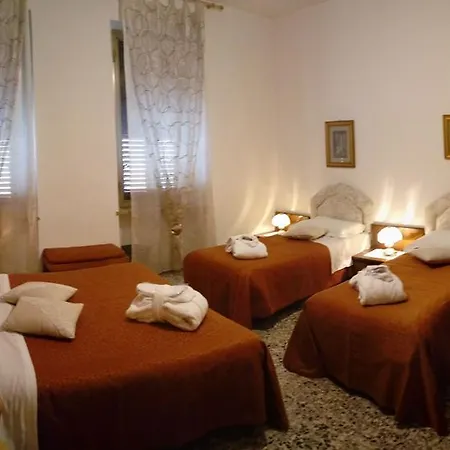 B&B La Meridiana Bed & Breakfast 2*